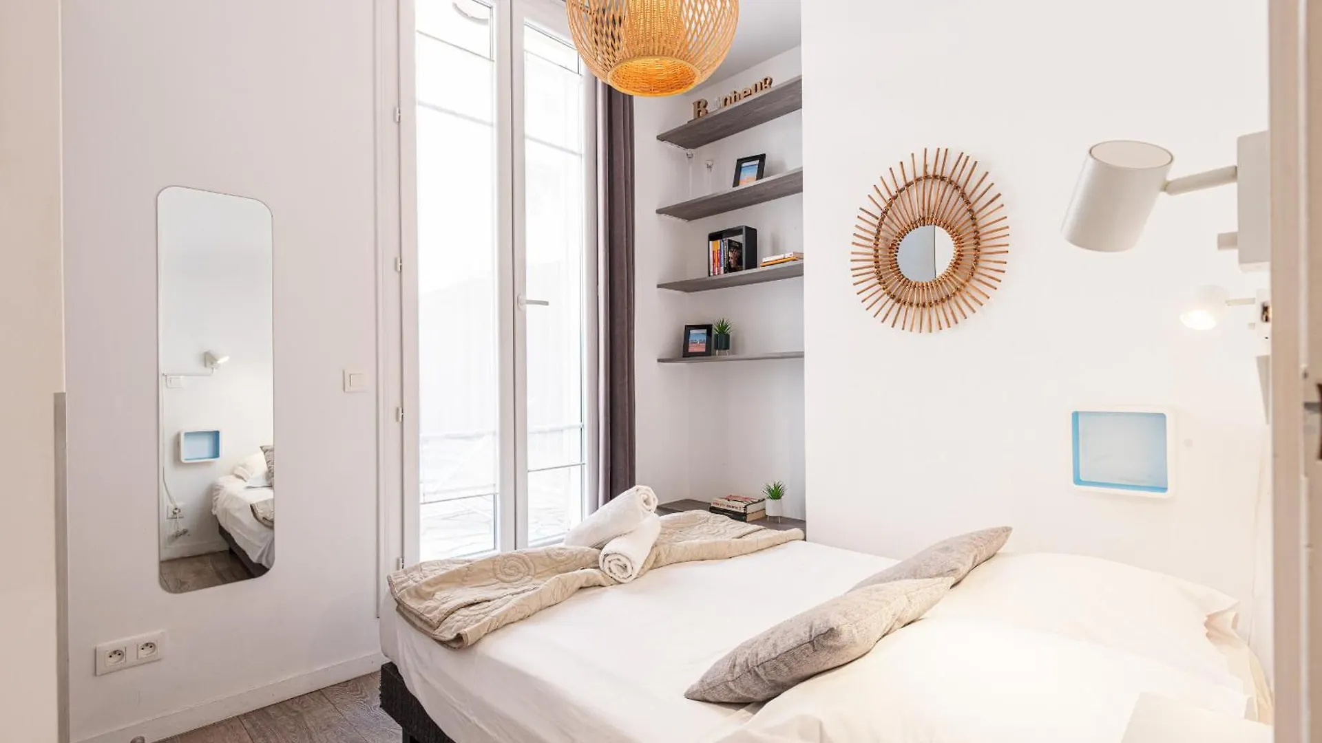 Large Terrace 1 Bdr Near Garibaldi Square Διαμέρισμα Νίκαια